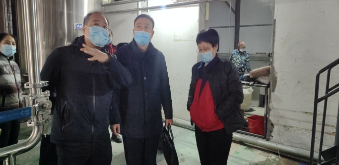 黑龙江省药监局专家视察万搏在线制药